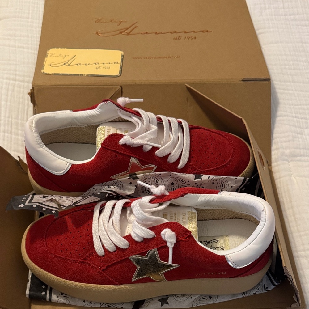Vintage Havana Red Suede Star Sneakers with White Trim